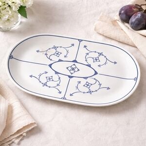 Vintage Jäger Eisenberg DDR Blue Onion “Blau Saks” 13” Serving Platter Germany